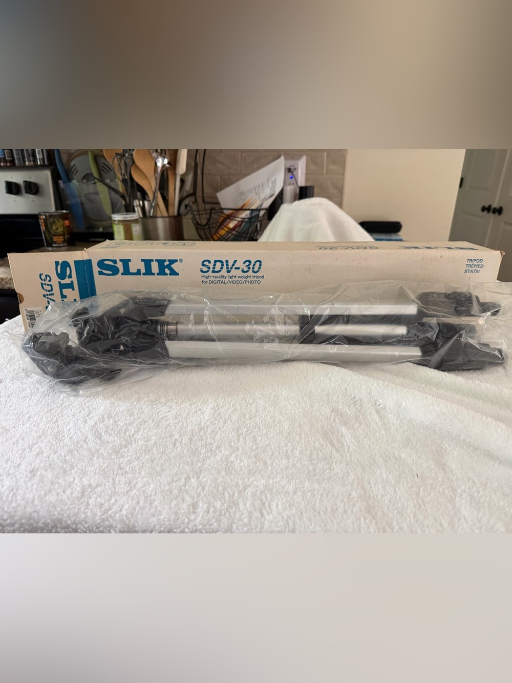 SDV-30 Silver & Black Tripod - Lightweight Camera Support